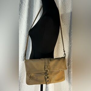 STEVE MADDEN-Tan Leather Fold Over Crossbody Bag (w/detachable strap)